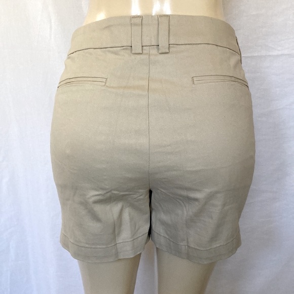 SALE!!! a.n.a Women’s 3.5 Inseam Mid Rise Chino Short Size 16 Khaki Color NWT - Picture 6 of 6